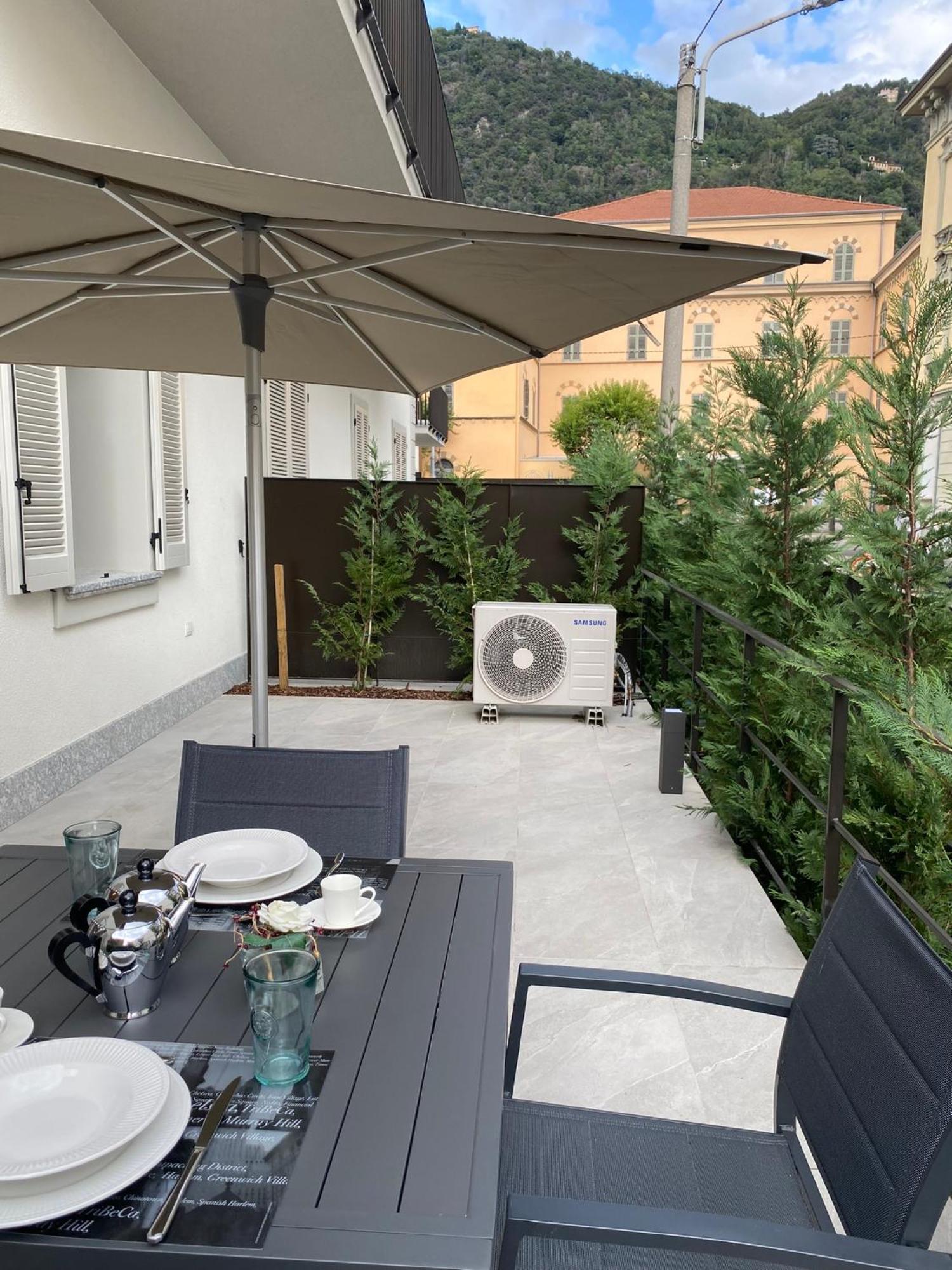 La Casa Di Gio: Piccolo Gioiello In Centro Como Bagian luar foto