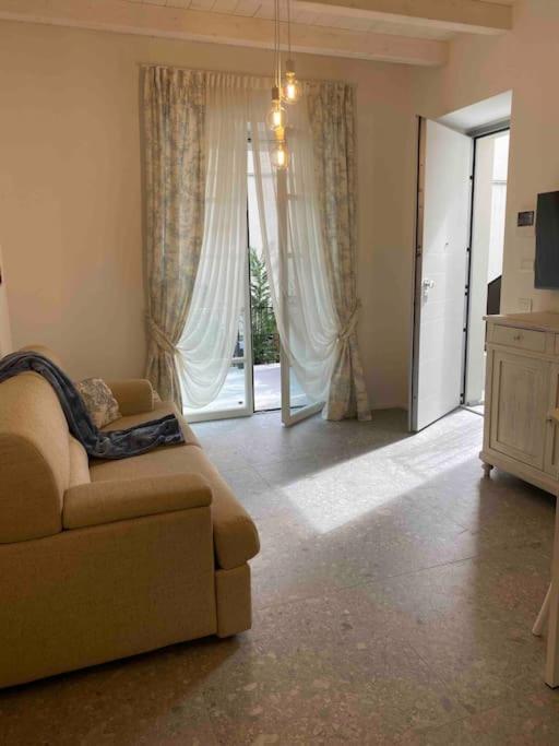 La Casa Di Gio: Piccolo Gioiello In Centro Como Bagian luar foto